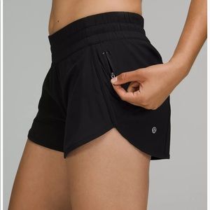 Lululemon tracker shorts 4”